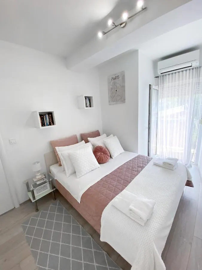 Homey Apartment With A View Split Croatia